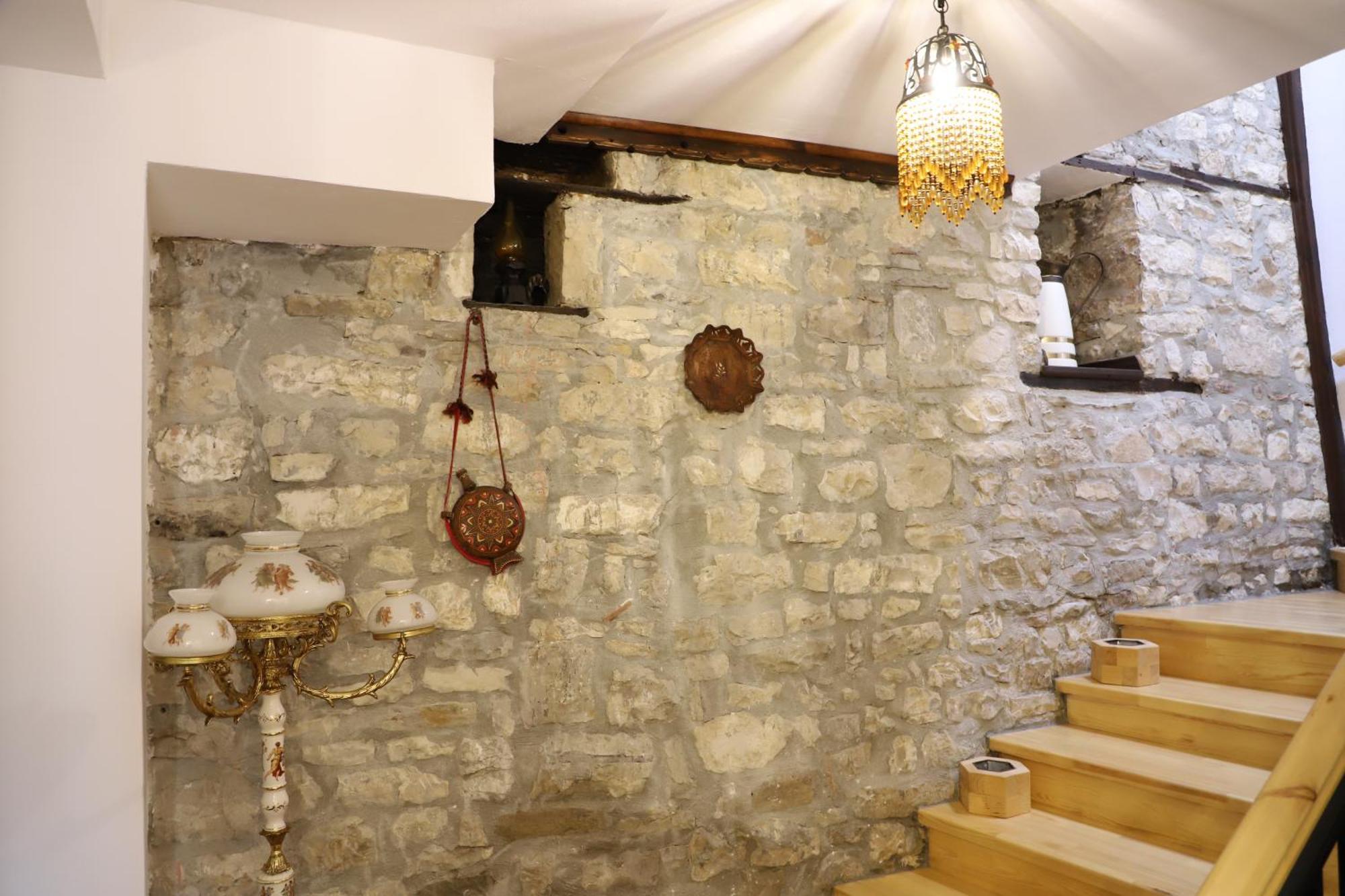 Vila Art Berat Castle Экстерьер фото